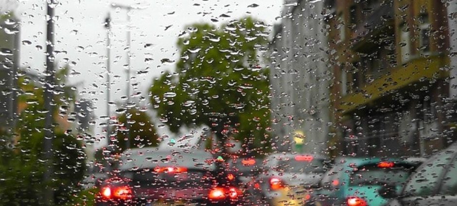 Pneus – A Melhor Forma de Dirigir na Chuva!