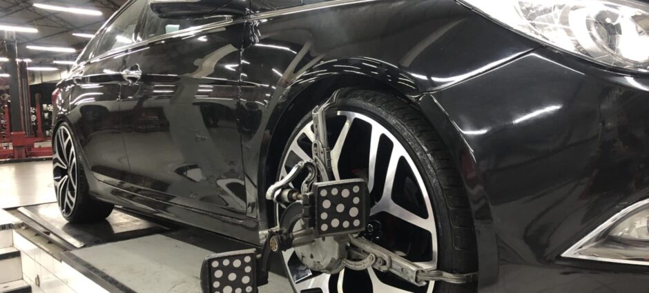 Desejo montar pneus novos em meu veículo, porém não desejo fazer os serviços de balanceamento e alinhamento. Quais são os riscos?