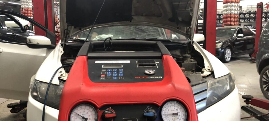 Honda City – Carga de Gás com Máquina de Última Geração