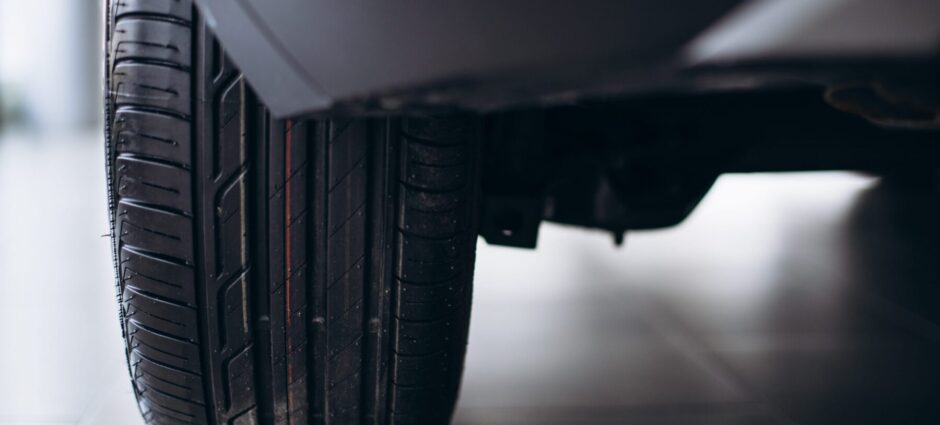 Conheça o pneu continental crosscontact 225/55 r18
