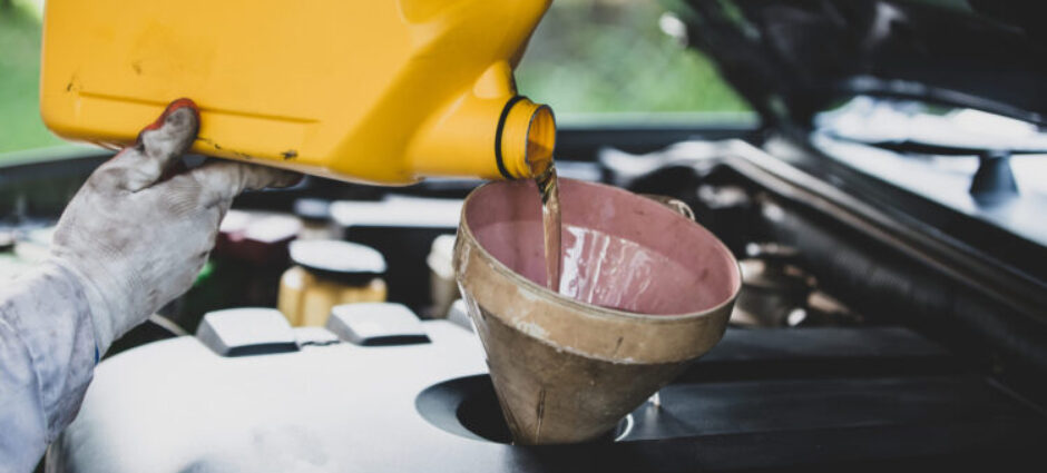 Troca de óleo com preço baixo é na Full Pneus 