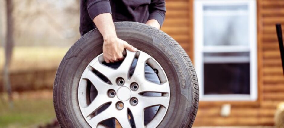 Temos pneus para carros Celta. Conheça os pneus.