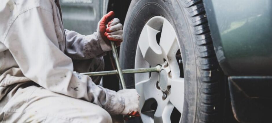 Qual o momento ideal para trocar os pneus do carro? 