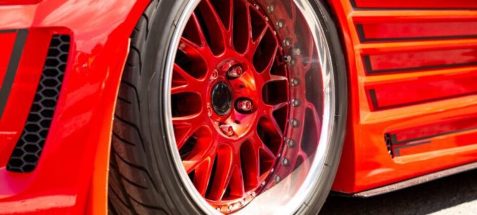 Conheça as principais marcas de rodas esportivas 