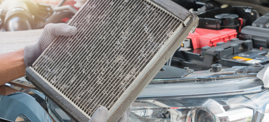 Sinais de baixo nível de água no radiador: como identificar e agir