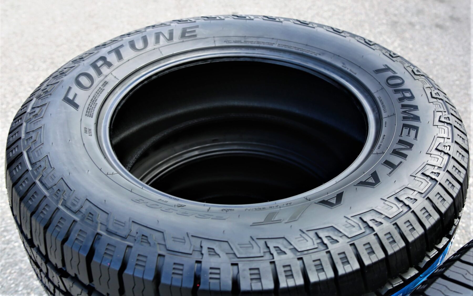 Fortune 275X45R21 FSR-303 H/T: Pneus Seguros e Confiáveis - Full Pneus