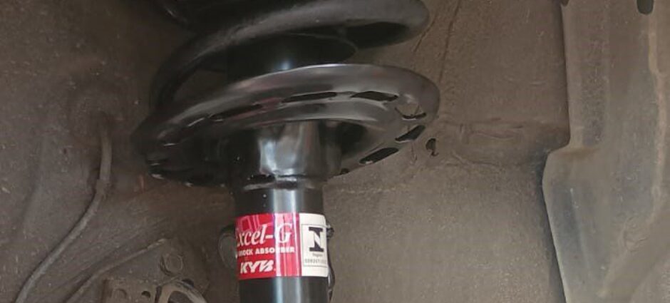 Pode trocar somente o amortecedor dianteiro?