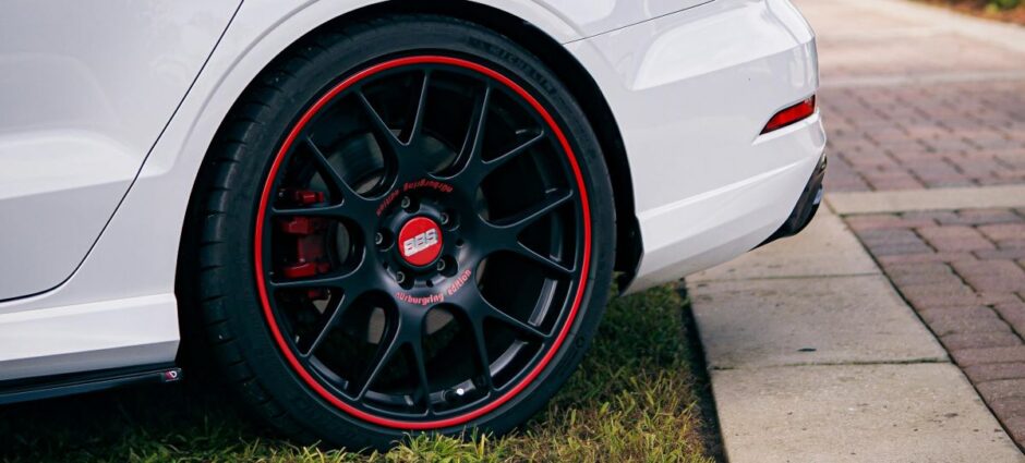 Como saber se chegou a hora de trocar os pneus?