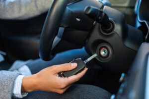 Você sabe ligar o seu carro do jeito certo?