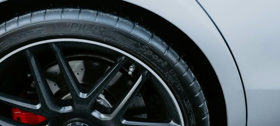 Encontre os melhores preços de pneus 195/65 R15 em nossa loja!
