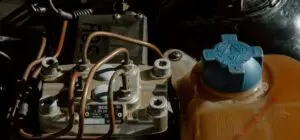 Fique atento à troca de fluidos do seu carro