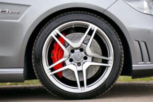 Pneus 205/55 R16: Opções, Preços e Serviços na Full Pneus