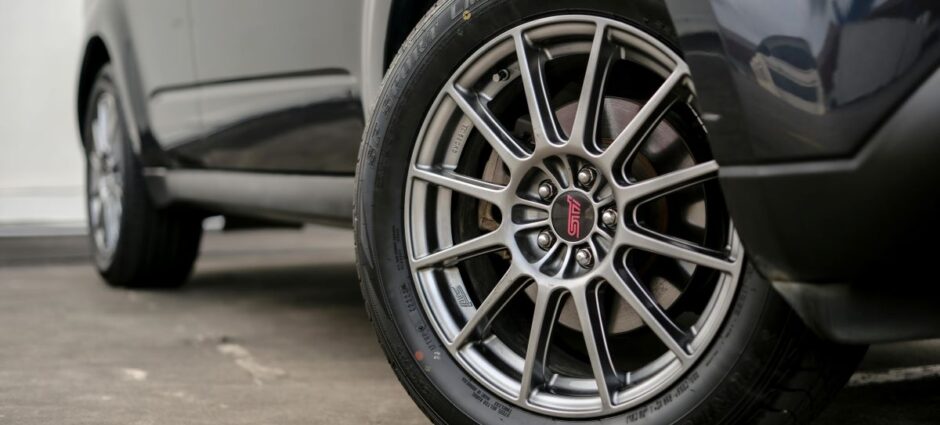 Os melhores pneus 195/65 R15 para o seu carro