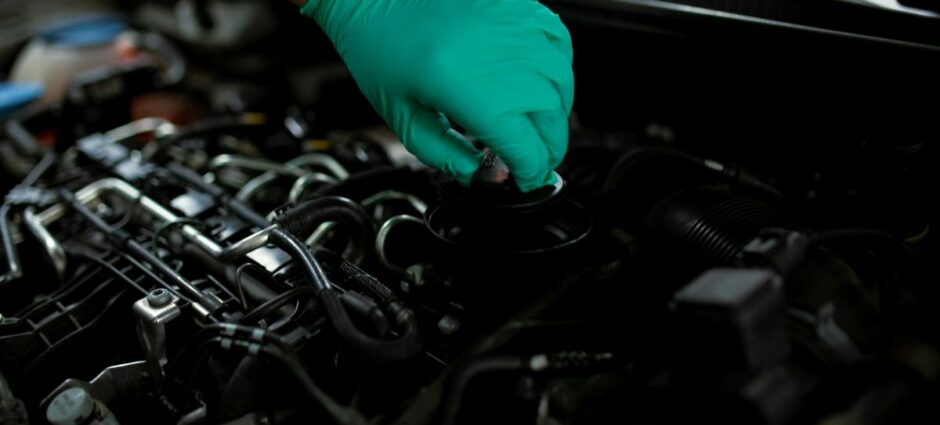 Troca de Óleo: Proteja o Motor do seu Carro