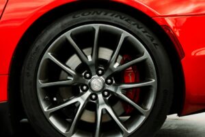 Encontre pneu 195/55 R15 na Full