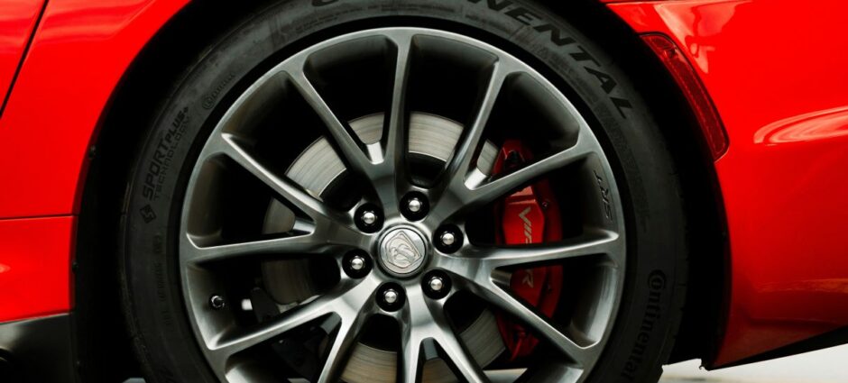 Encontre pneu 195/55 R15 na Full