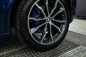 Pneu 225/50 R17: Conforto, Performance e Economia