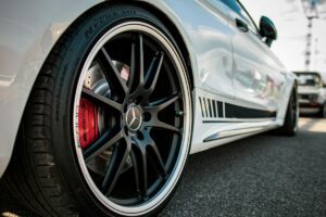 Compre Pneus 225/45 R17 Baratos e com Qualidade 