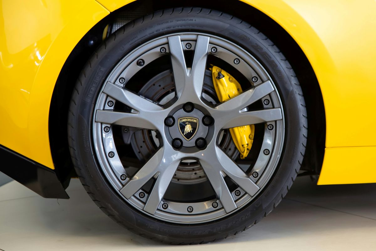Pneu 175/70 R14: Preços e Custos de Instalação na Full Pneus