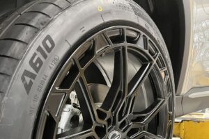 Jogo de Pneus 185/60 R14 novos 