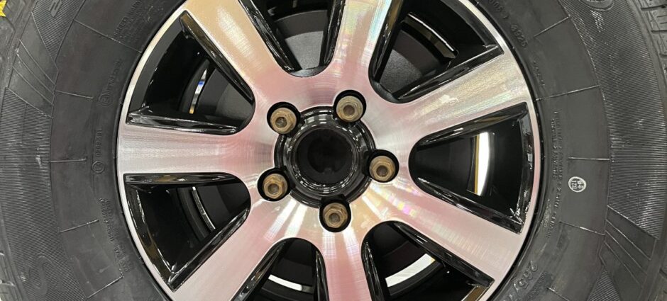 Compre seus Pneus 205/45 R17 na Full