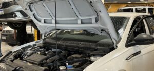 Carro Fervendo ou Luz de Temperatura Acesa: O Que Fazer?