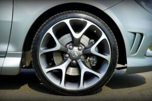 Pneu 175/75 R14: Preços e Marcas
