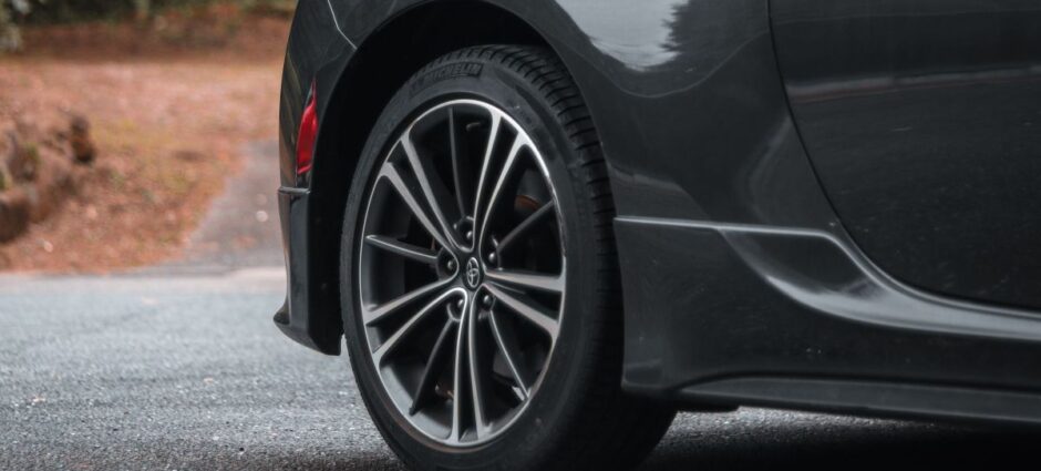 Pneus 175/65 R14 na Full Pneus: Preços e Marcas